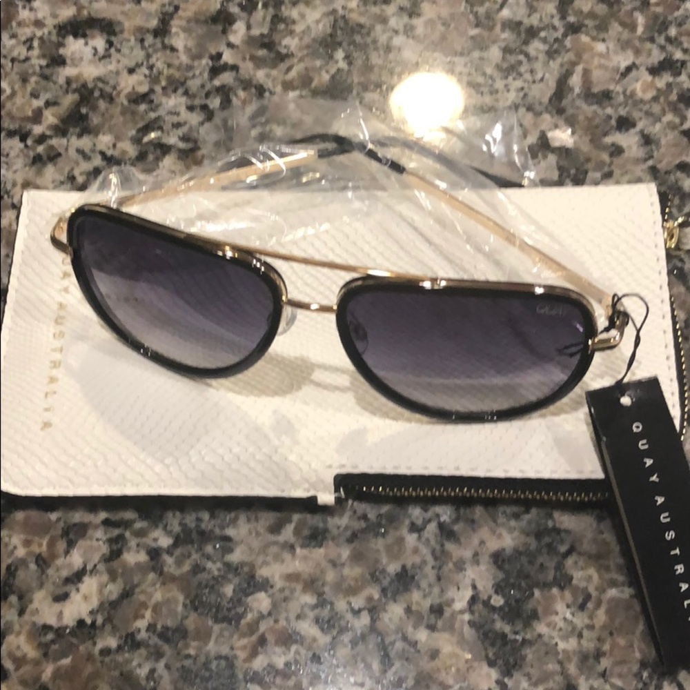 Quay x J Lo aviator sunglasses